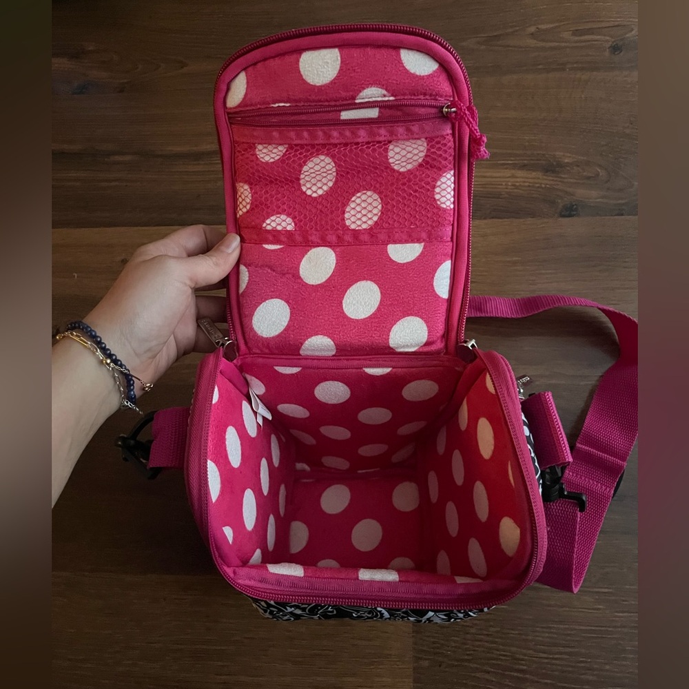 ๐ค Studio C Pink & Black Women's Camera Crossbody Bag ๐ค - Picture 4 of 6